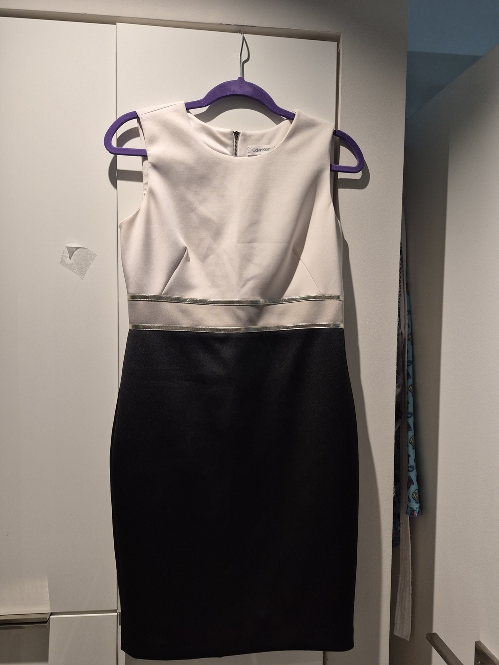 Calvin Klein Sleeveless Colorblock Sheath Dress in White and Black